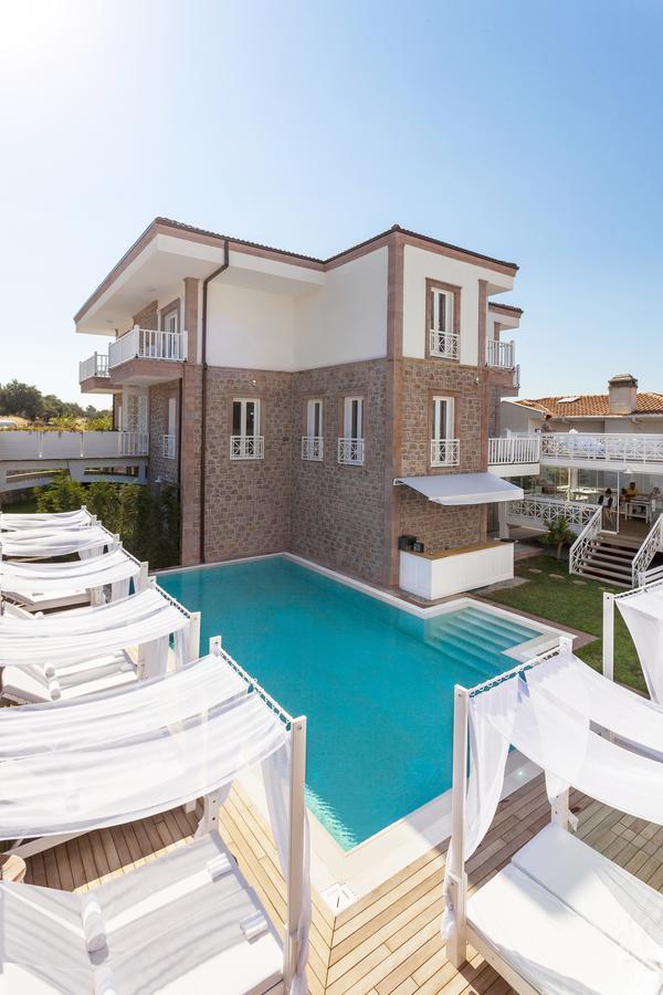 Cunda Pur Beyaz Hotel 外观 照片